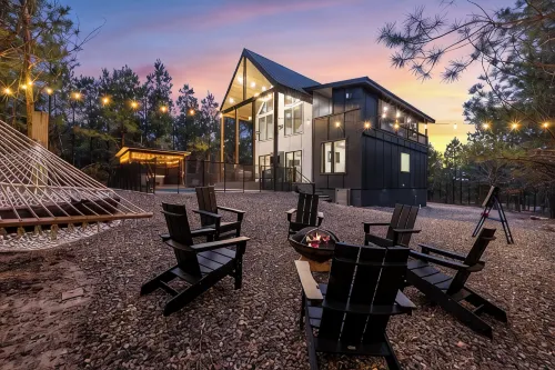 In the Pines: Eco Retreat heated Pool, Hot Tub & Games - Chalets