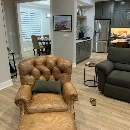 2 acres, gated5 miles to TAMUPatio with fire pit, tv, grill, sitting area