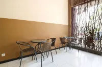 Pondok Backpacker City Square