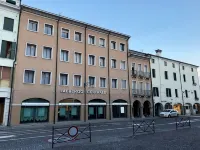 Hotel Centrale Hotels in Есте