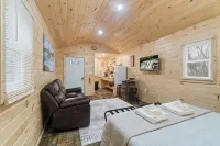 Seneca Hideaway/Sunken Vessel/Hot Tub - Alppimaja