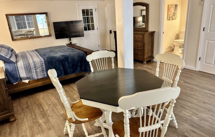 Charming Private Studio in the Heart of Jasper