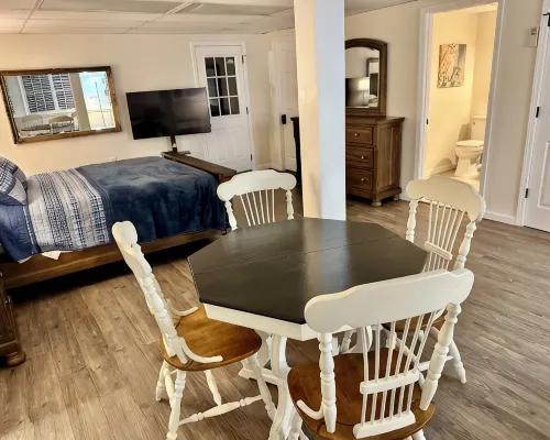 Charming Private Studio in the Heart of Jasper Hotels in Jasper
