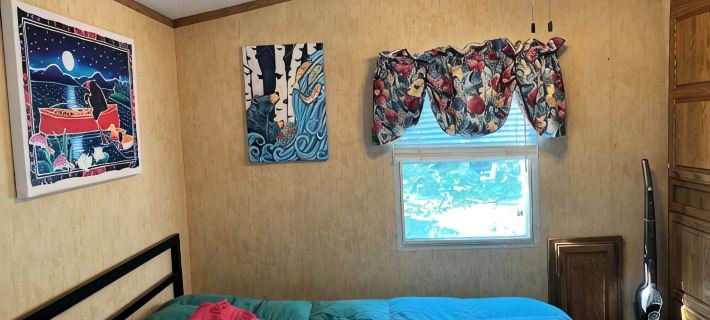 Parkmodel cabin w screened porch in campground on bike trail. Hotels in Vilas County
