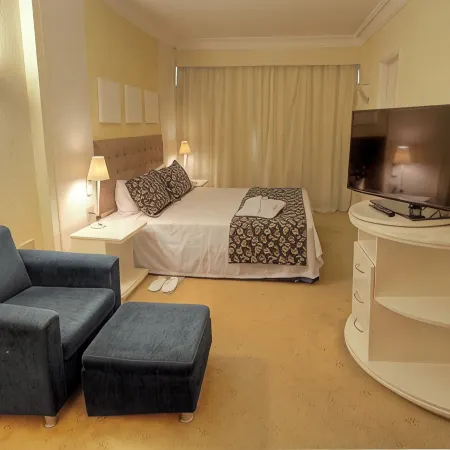 Bristol International Airport Hotel - Guarulhos