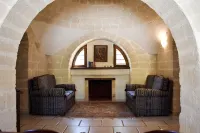 "Trulli Monte Madre 1" with Private Swimming Pool - Homestays