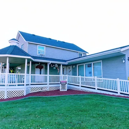 Pet Friendly, Brunet Island Studio, Ice Age Trail, Old Abe Trail, Kayak Docks