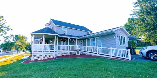 Pet Friendly, Brunet Island Studio, Ice Age Trail, Old Abe Trail, Kayak Docks