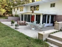 Newly renovated, large home, private, wooded area, beautiful river, pet friendly