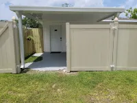 New, Cozy & peaceful stay, 30 minutes from New Orleans. Family and pet friendly! - Homestays