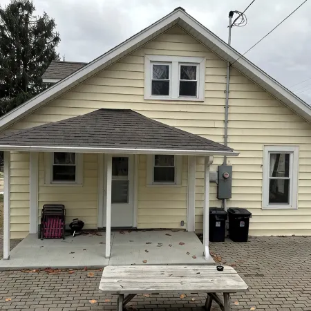 Rio Grande "Dean Lewis" House. Just off campus!