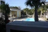 Southern Comfort : Private Pool, Hot Tub, Ocean Views, Elevator, & Walk to Town - Pools