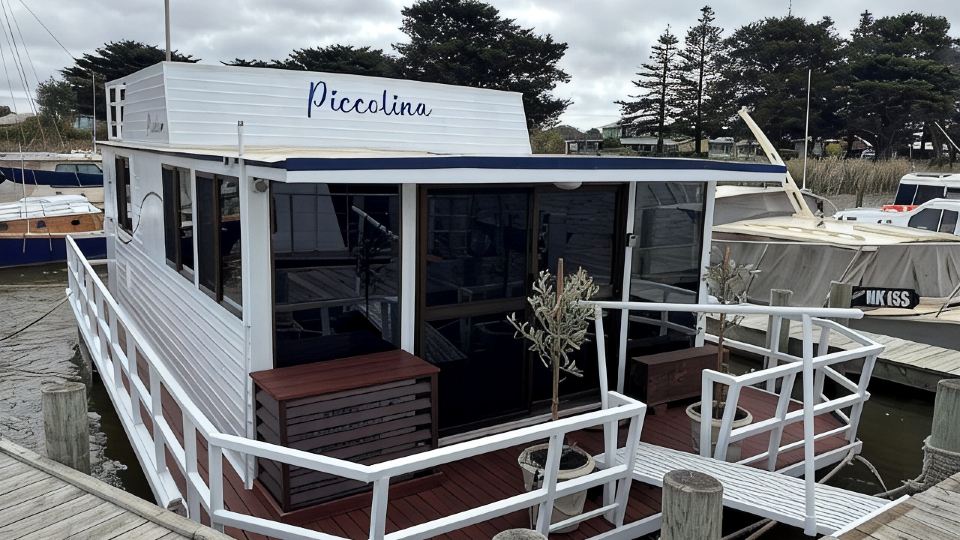 Piccolina Floating Accomodation