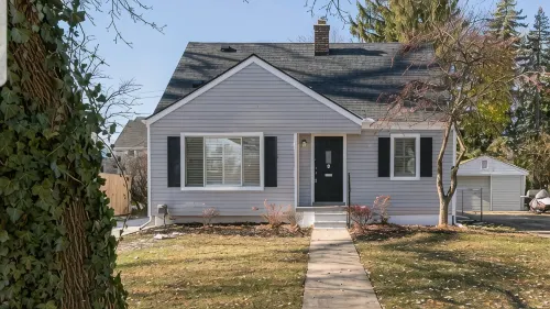 Gorgeous in Downtown Royal Oak! Designer Home, Perfect Reviews, 2 full baths! - Homestays