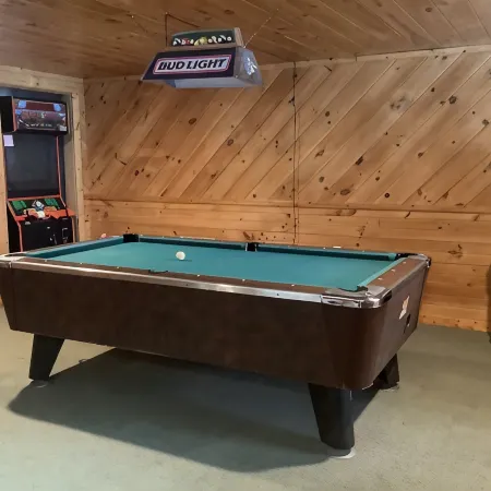 Birchwood Haven-Wooded Lakefront Cabin Retreat on Big Chetac Lake, Birchwood WI