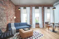 Charming European-style Studio in the Historic Orenge Building, Downtown Durham. -  Apartamentos vacacionales