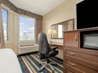 Holiday Inn CONFERENCE CTR EDMONTON SOUTH by IHG Hotels in der Nähe von Whyte Avenue