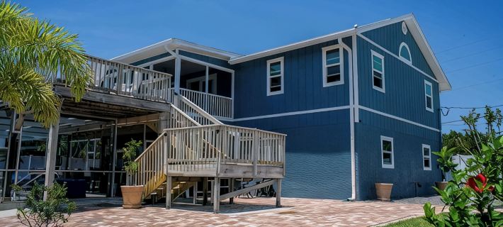 Private waterfront retreat with pool & 40 foot dock 헤르난도 비치 호텔