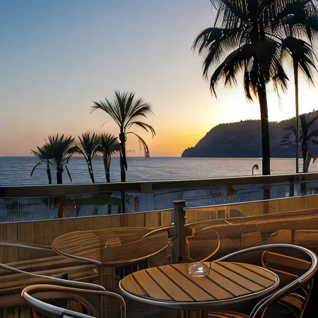 H Boutique la Caleta Bay
