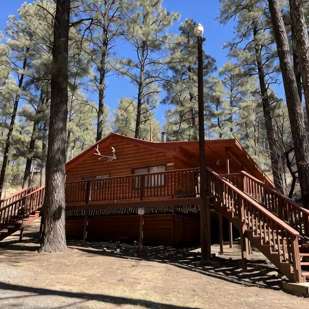 3 Little Bears - GREAT location; secluded feel!