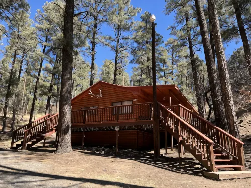 3 Little Bears - GREAT location; secluded feel!