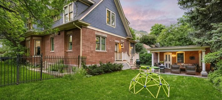 Pet-Friendly! Stunning Home — Steps to Downtown, CU & Hiking Trails. Hotels in Boulder