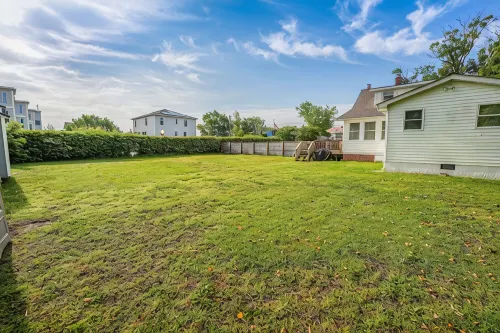 Recently Renovated 4BR 3BA Home