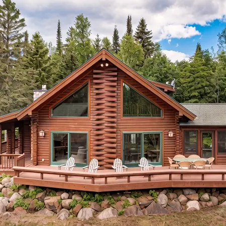 Authentic up North Log Cabin with Modern Comforts