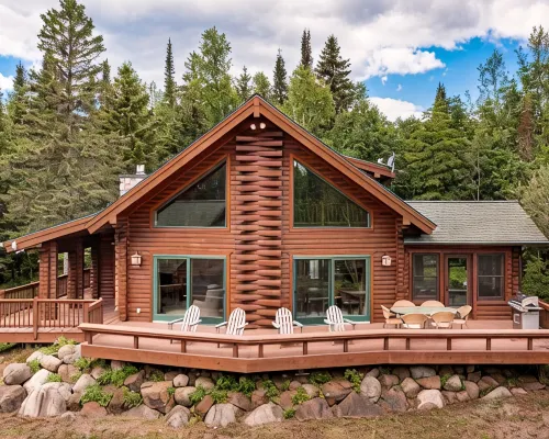 Authentic up North Log Cabin with Modern Comforts Hotels in Lutsen