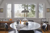 Bethel Woods Escape: Fire Pit~BBQ~Hiking~on 5 Acres~Cute A-Frame - Boutique