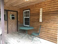 Charming 3 Bedroom 2 Bath Cabin near Sardis Lake - Chalets