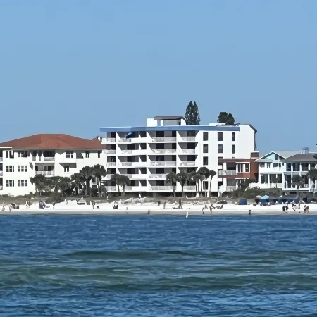 Stunning Beach Views from Balcony in Upscale Beachfront Condo with Pool and Spa