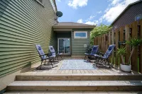 WATERFRONT Home-Amazing sunsets, extra amenities, kayaks, canoe, paddle board~ - 4-Star