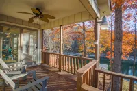 Lakefront Norris Lake house. Dock, Minimal Stairs. Close to I-75, Jacksboro, TN - Wifi