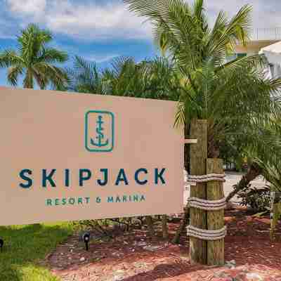 Tropical Oasis on Sombrero Beach in the Heart of Marathon FL Hotel Exterior