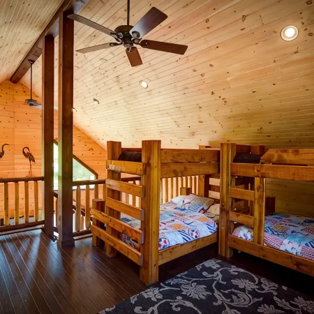 Blue Heron Lodge,Wolf River, Partridge Lake Channel Fremont Wisconsin