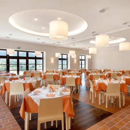 Grand Meteora Hotel