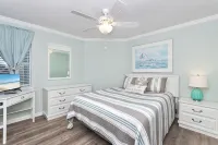 Oceanfront 2 Bedroom + Sofabed with Pool, Linens Included, at Cape Coddages II!