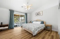 NW Gem! Modern 4BR Home:Cozy Elegance, Near Parks, Dining & Easy Freeway Access