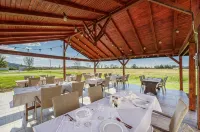 Stejarii Resort - breakfast