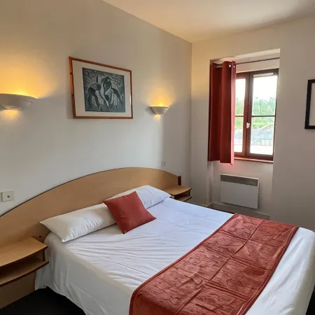 Hotel TGV