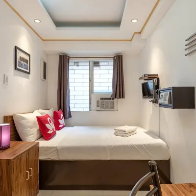 City Stay Inns Makati City Hall - near Circuit Mall โรงแรมใกล้เซอร์กิต มากาติ