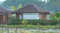 Villa Uma Sawan by QuStay - Chalets