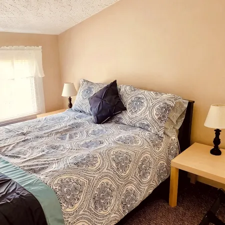 2-bedroom apartment just a short walk from the Saint Lawrence River.