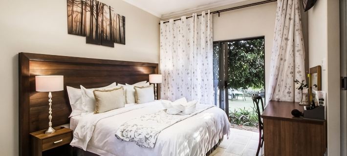 Three Olives Guesthouse Hotels in Centurion