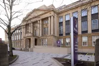 Premier Inn Coventry City (Earlsdon Park) - parking