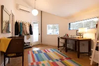 Mid-Century Modern Walk to the Ocean, Restaurants, and Shops! Maine Coast!