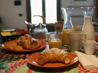 บีแอนด์บี สตราดิวารี โรงแรมในเครโมนา