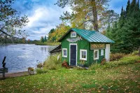 Rustic Cabin Steps From The Water On Star Lake