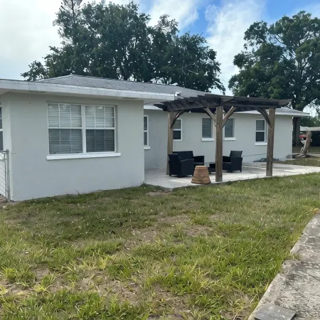 Charming, Near Beaches, and LECOM Park
